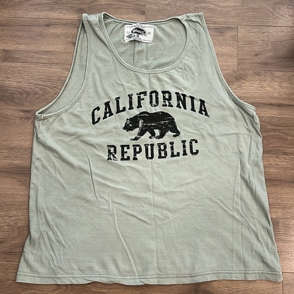 California Republic Size Medium Mens Tank Top - Picture 2 of 9
